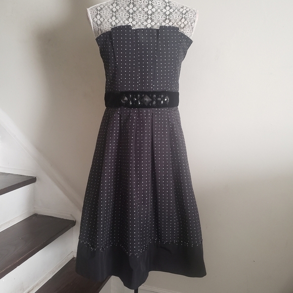 HP. BCBG MAXAZRIA Dress - Picture 1 of 12